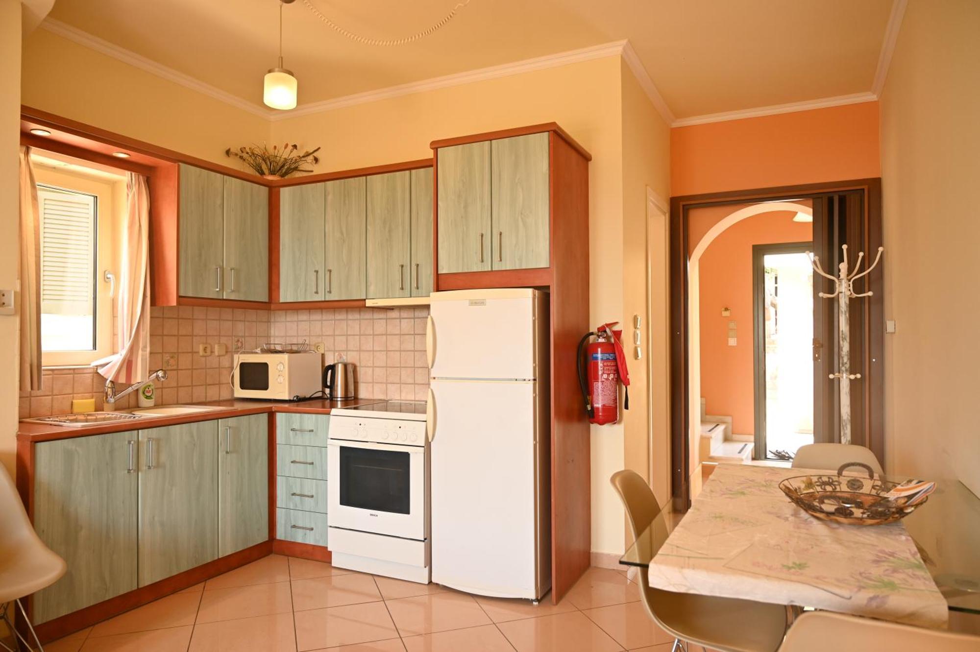 Liocharis Villas Лурдата Екстериор снимка